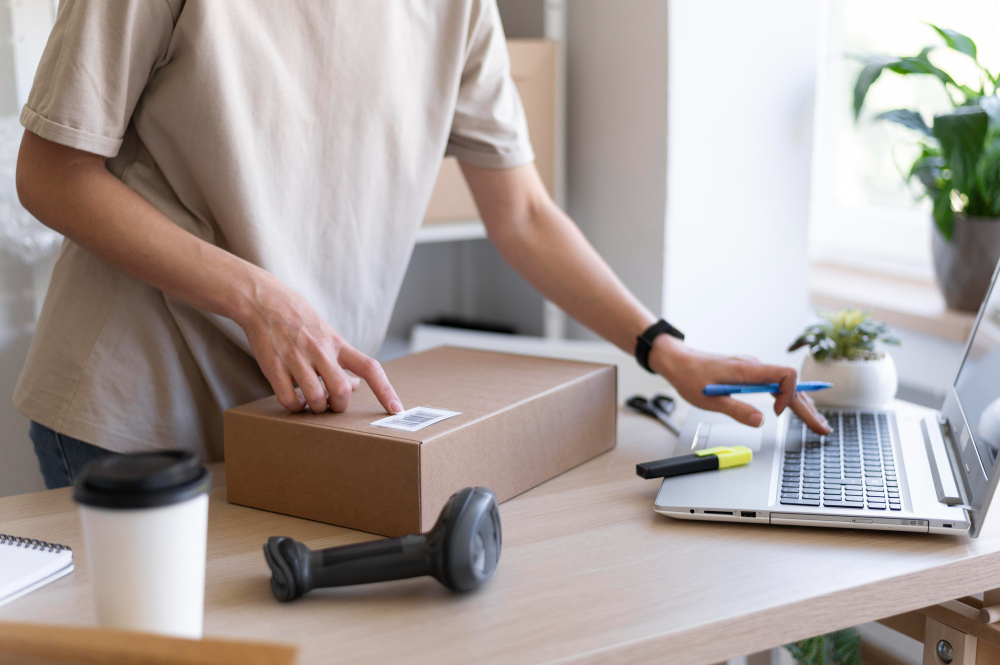 Comparative Analysis: Fulfillment Centers vs. Traditional Warehousing and Drop-Shipping